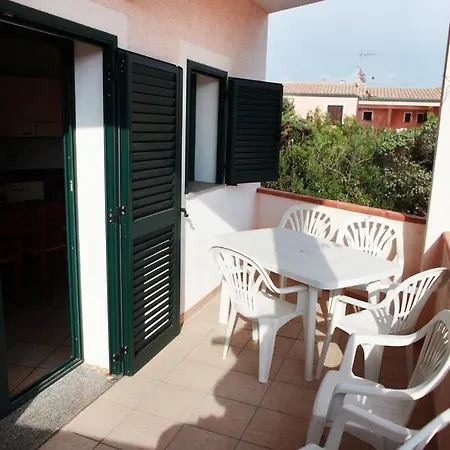 Dimore Dell'isola Rossa Apartment *