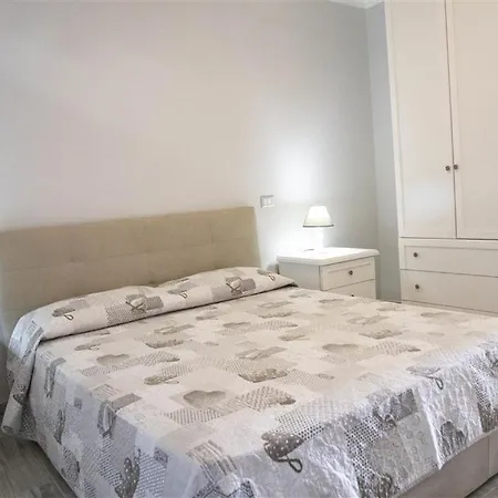 Dimore Dell'isola Rossa Apartment