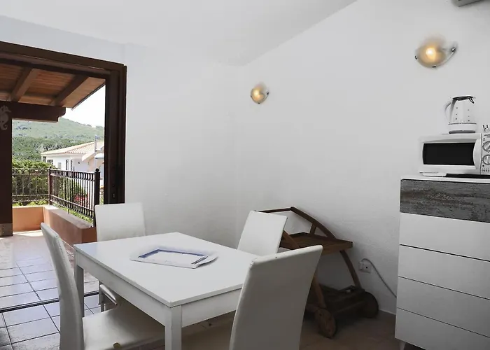 Dimore Dell'isola Rossa * Isola Rossa (Sassari)